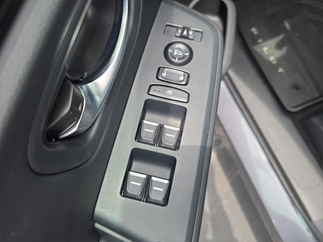 used 2025 Honda Pilot car, priced at $40,882
