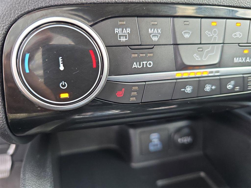 used 2022 Ford Escape car, priced at $24,899