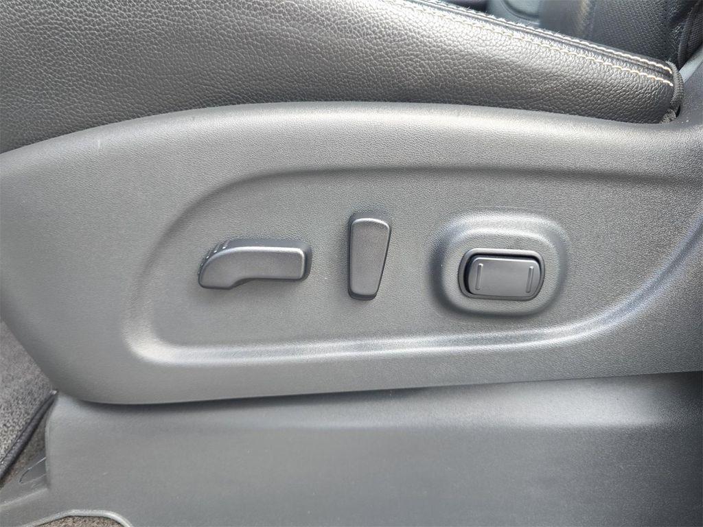 used 2019 Nissan Titan car, priced at $32,077