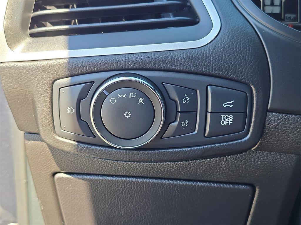 used 2022 Ford Edge car, priced at $23,974