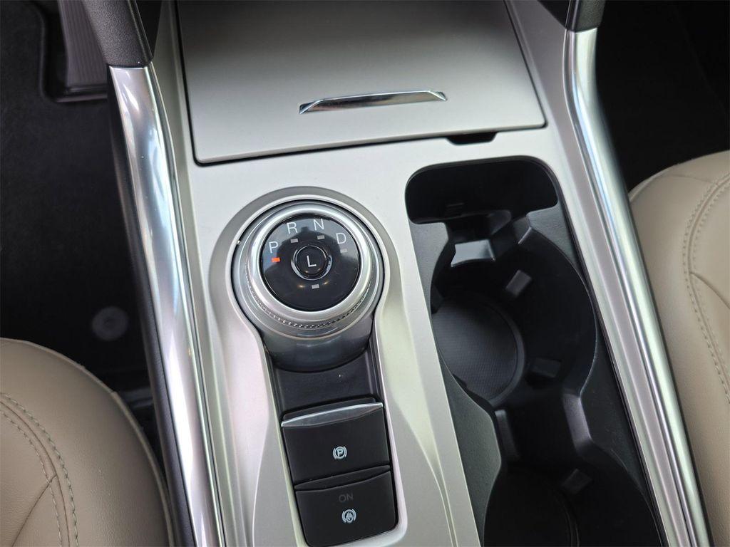 used 2022 Ford Explorer car, priced at $27,277