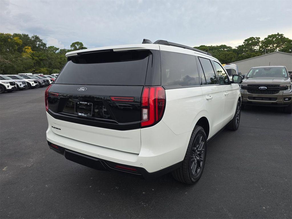 new 2025 Ford Expedition car, priced at $81,275