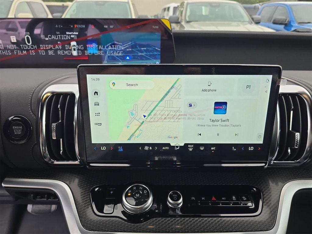 new 2025 Ford Expedition car, priced at $81,275