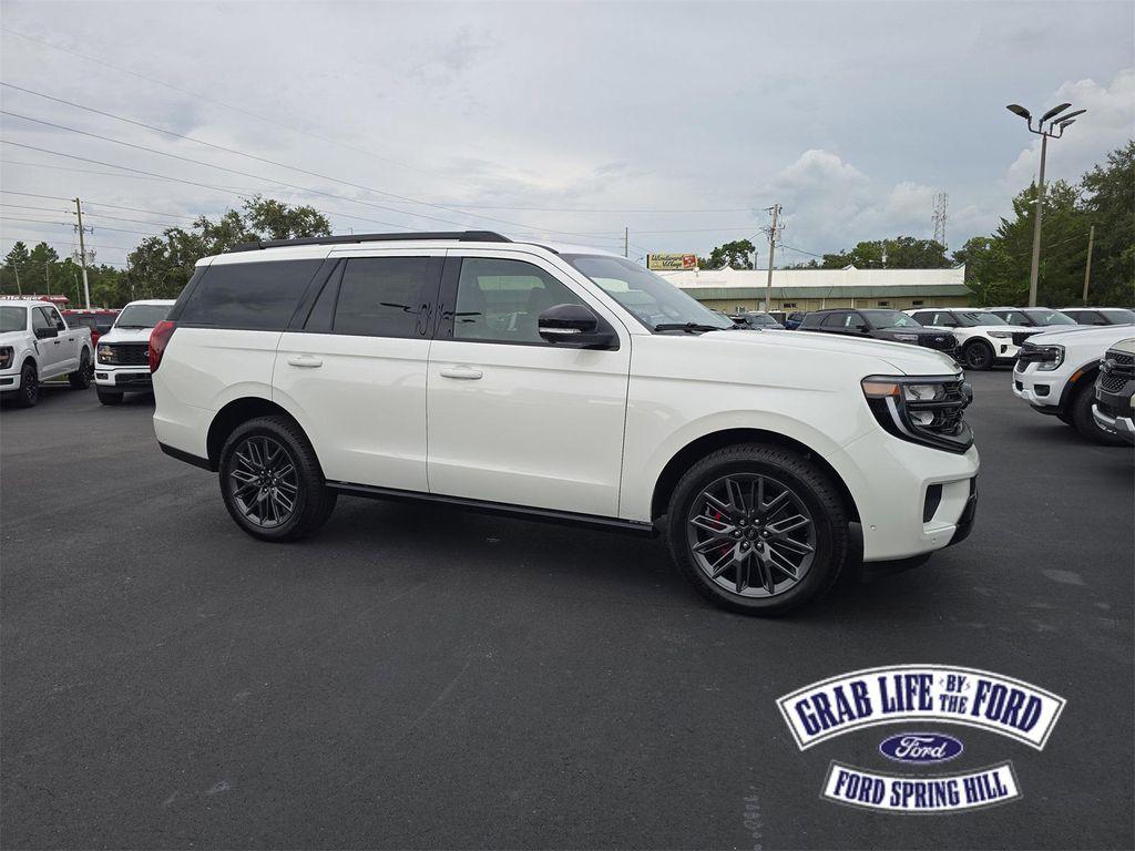 new 2025 Ford Expedition car, priced at $82,451