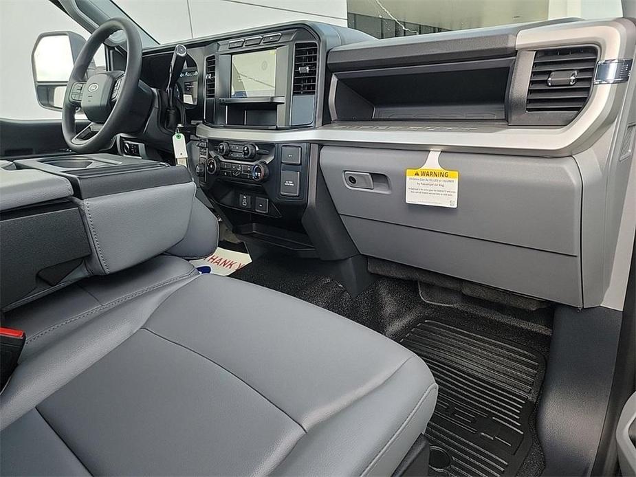 new 2024 Ford F-250 car, priced at $44,855