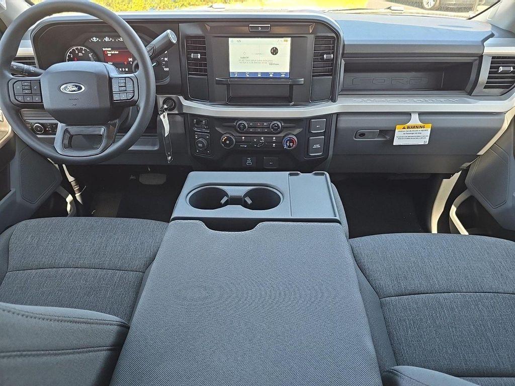 new 2025 Ford F-250 car, priced at $58,578