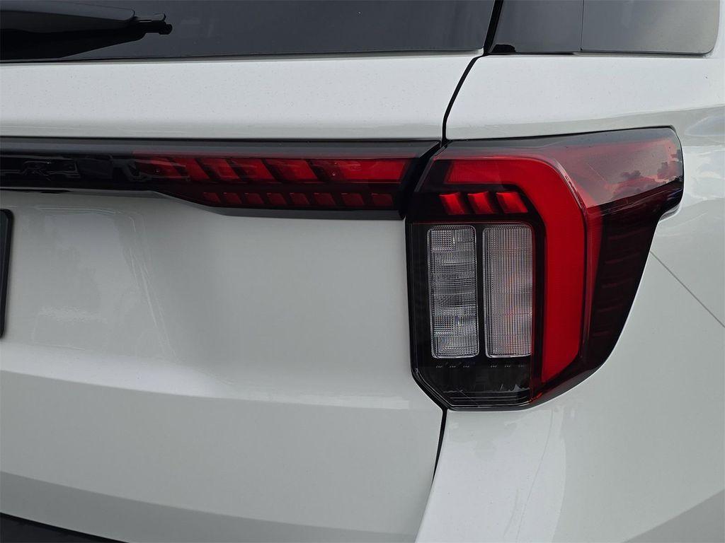 new 2025 Ford Explorer car, priced at $47,189