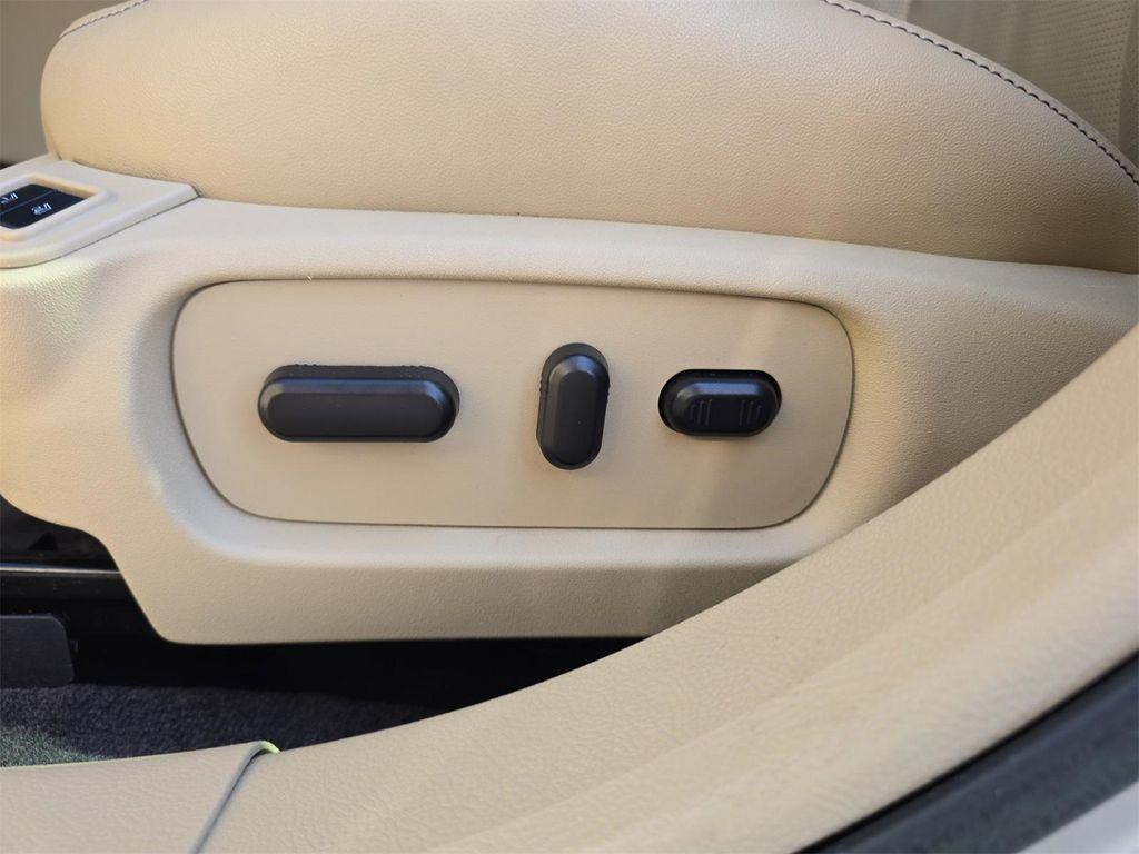 used 2018 Ford Taurus car, priced at $17,782