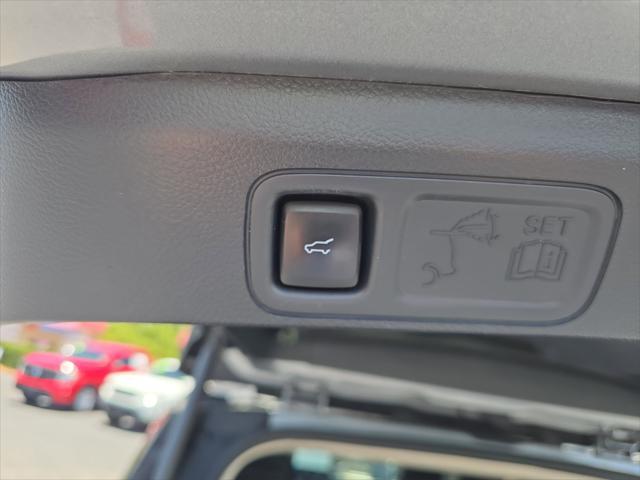 used 2022 Ford Expedition car, priced at $38,997