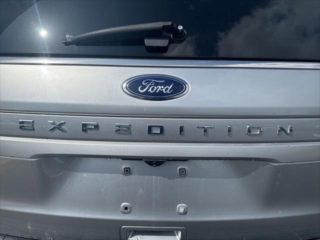 used 2022 Ford Expedition car, priced at $39,989