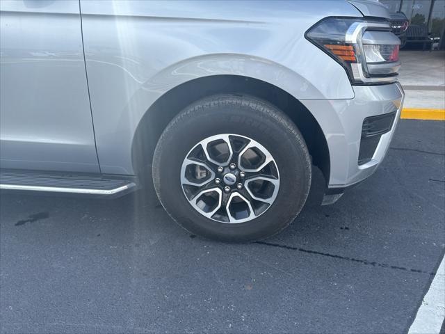 used 2022 Ford Expedition car, priced at $39,989
