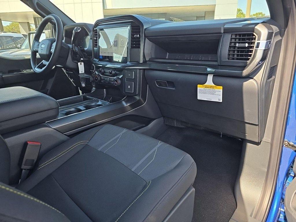 new 2025 Ford F-150 car, priced at $42,994