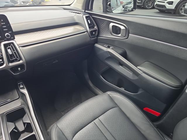 used 2023 Kia Sorento car, priced at $24,976