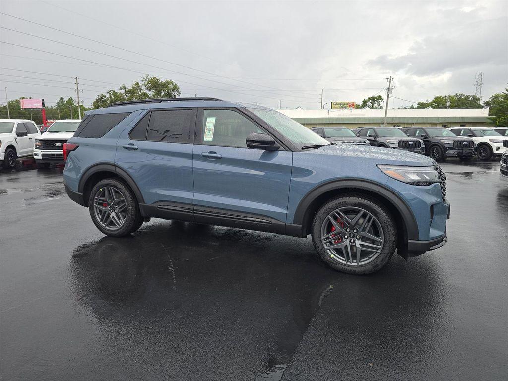 new 2025 Ford Explorer car, priced at $59,123