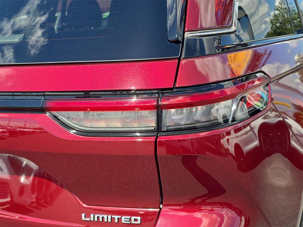 used 2022 Jeep Grand Cherokee car, priced at $24,996