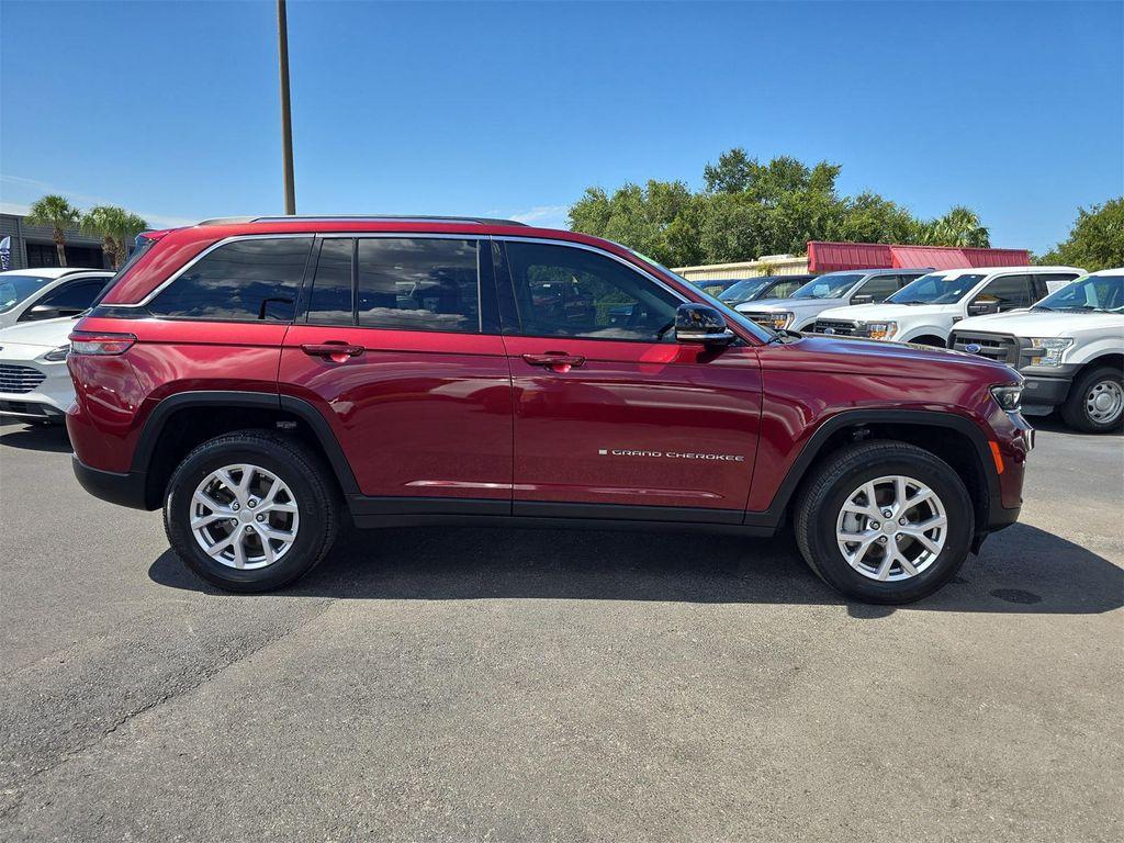 used 2022 Jeep Grand Cherokee car, priced at $24,996