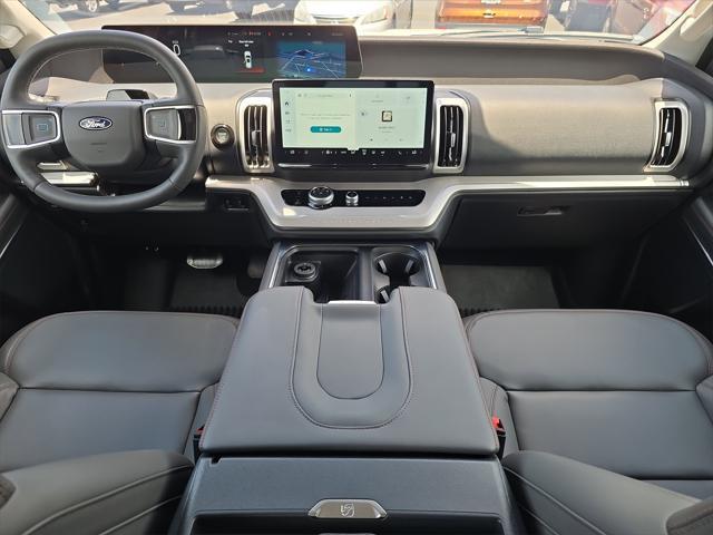 new 2025 Ford Expedition car, priced at $70,260