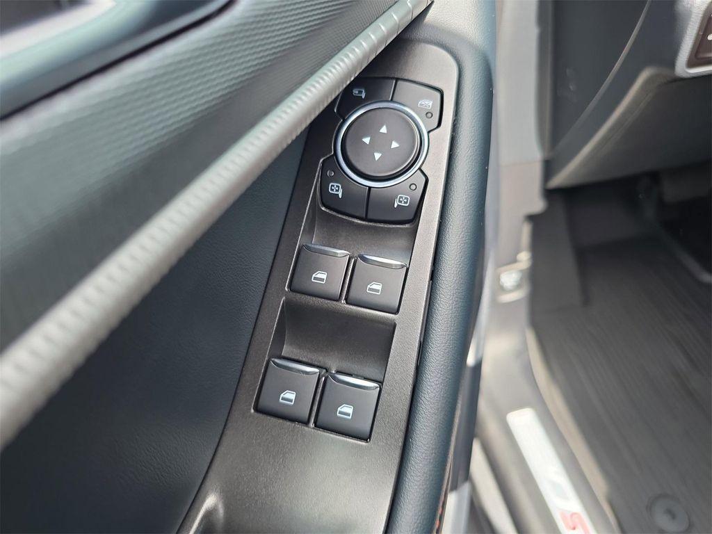 new 2025 Ford Explorer car, priced at $43,385