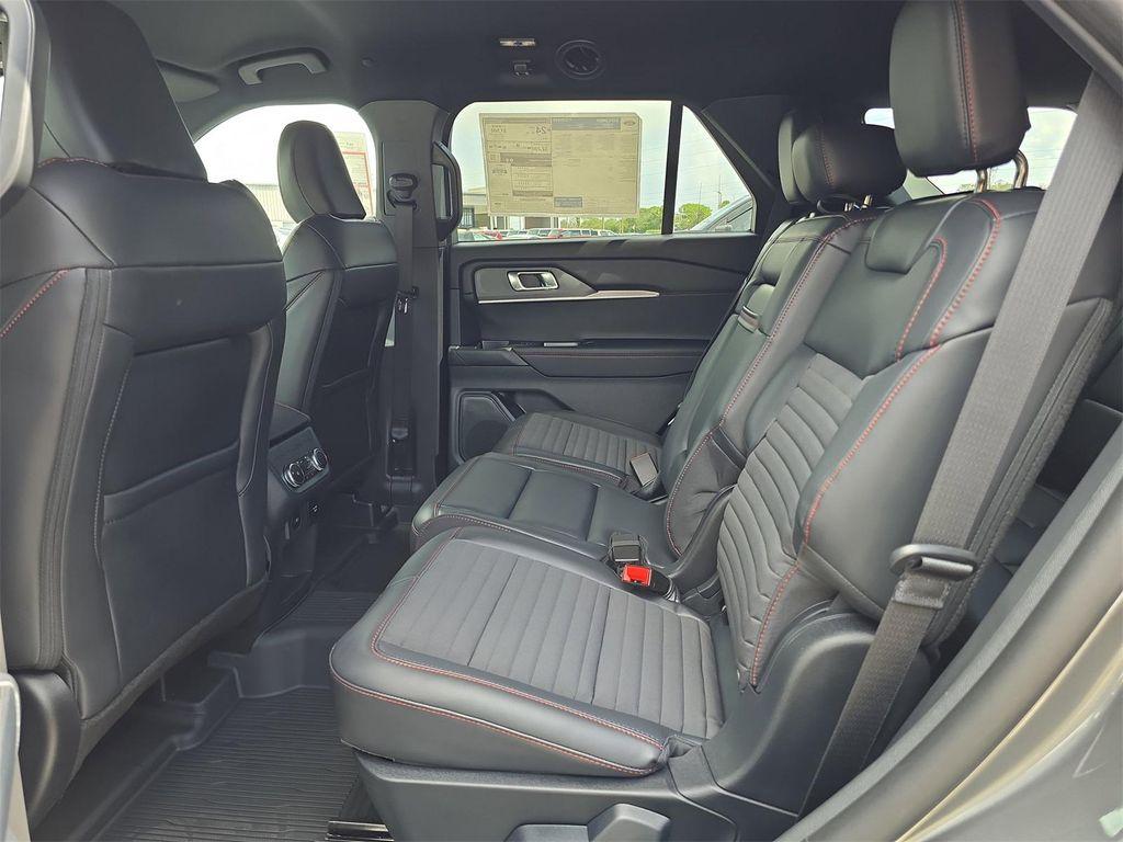 new 2025 Ford Explorer car, priced at $43,385