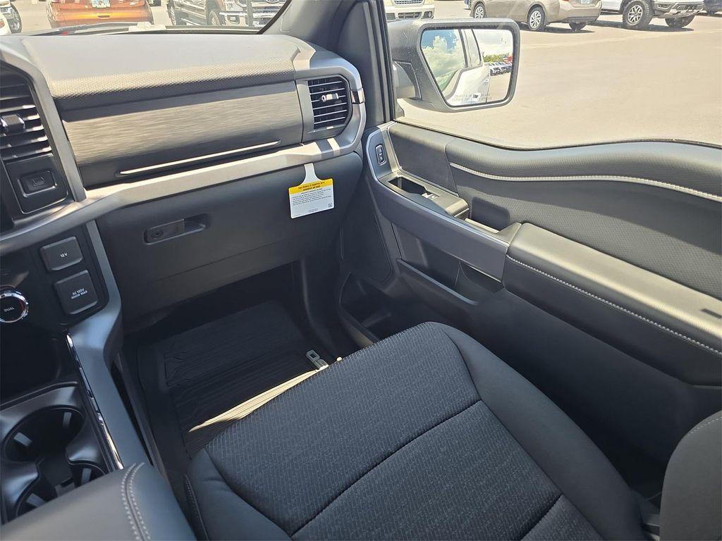 new 2025 Ford F-150 car, priced at $47,038