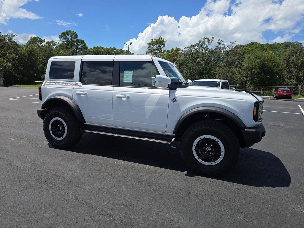 new 2025 Ford Bronco car, priced at $60,194