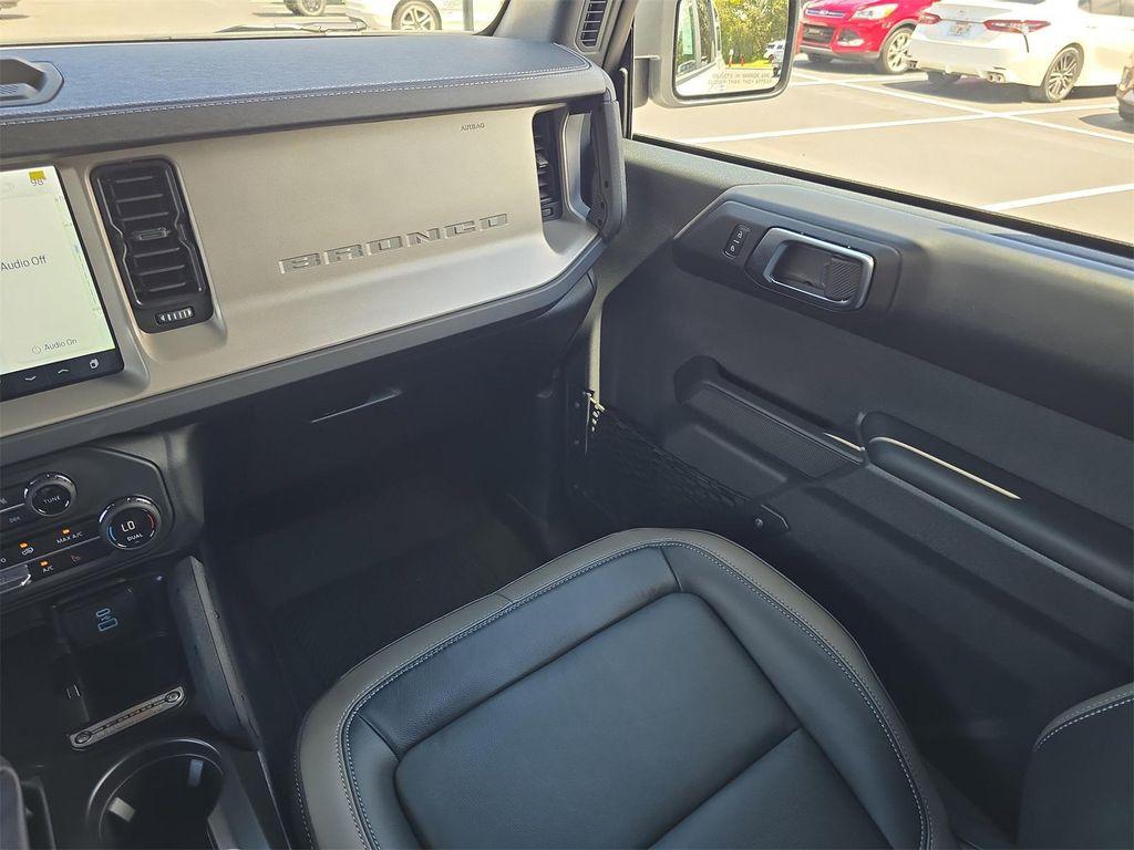 new 2025 Ford Bronco car, priced at $60,194