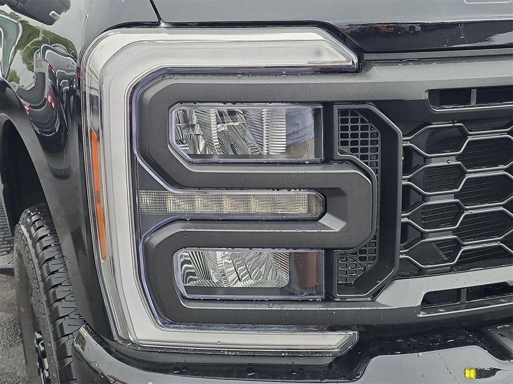 new 2025 Ford F-250 car, priced at $65,818