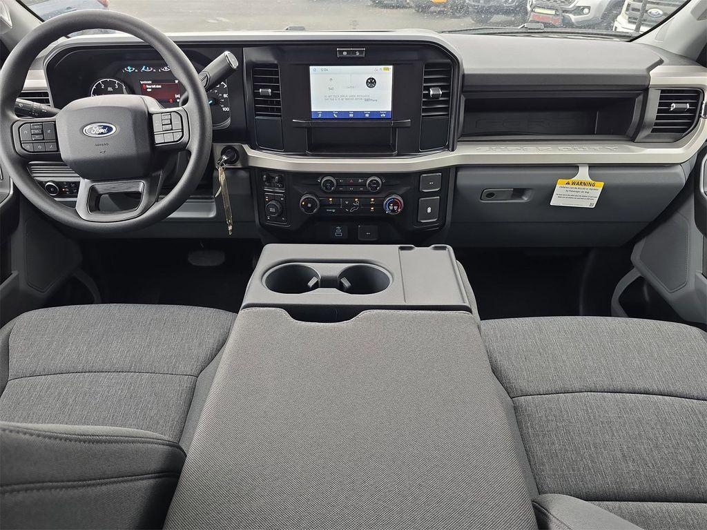 new 2025 Ford F-250 car, priced at $65,818