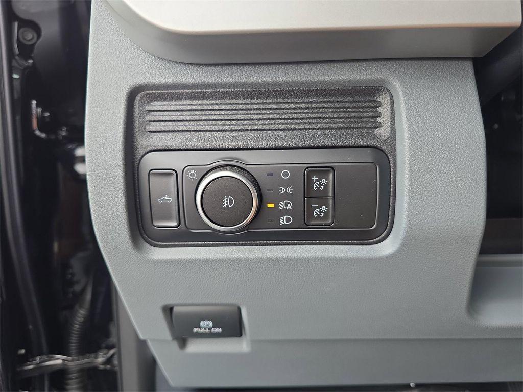 new 2025 Ford F-250 car, priced at $65,818