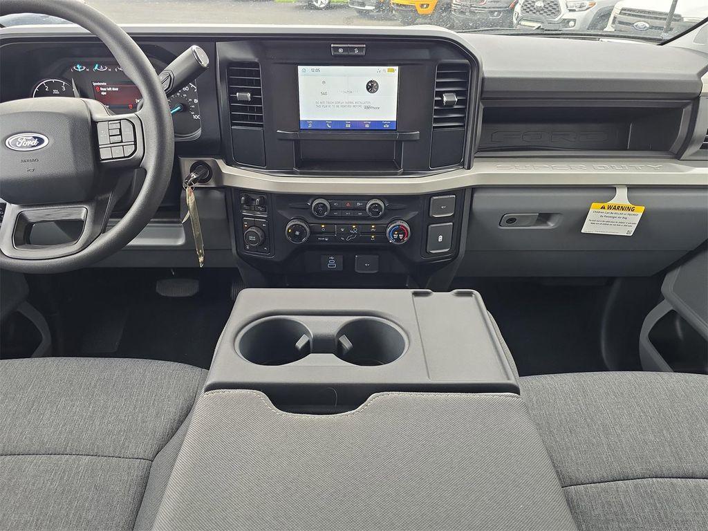 new 2025 Ford F-250 car, priced at $65,818