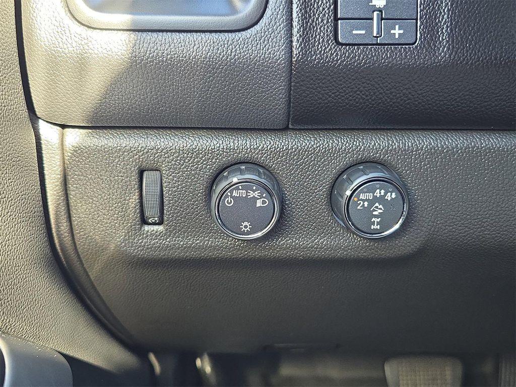 used 2021 Chevrolet Colorado car, priced at $29,583