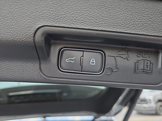 used 2024 Ford Explorer car, priced at $29,933