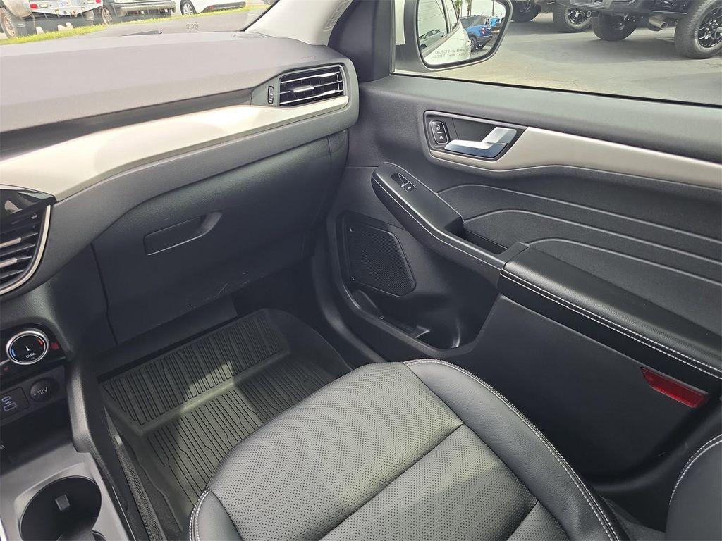used 2022 Ford Escape car, priced at $19,725