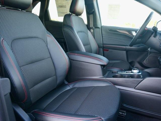 new 2025 Ford Escape car, priced at $33,068