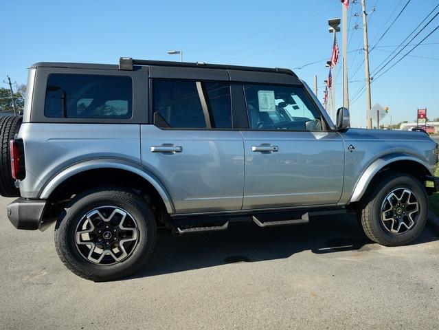 new 2024 Ford Bronco car, priced at $53,187