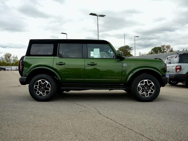 new 2024 Ford Bronco car, priced at $45,549