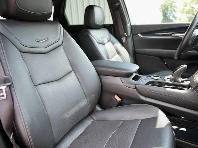 used 2020 Cadillac XT5 car, priced at $24,192