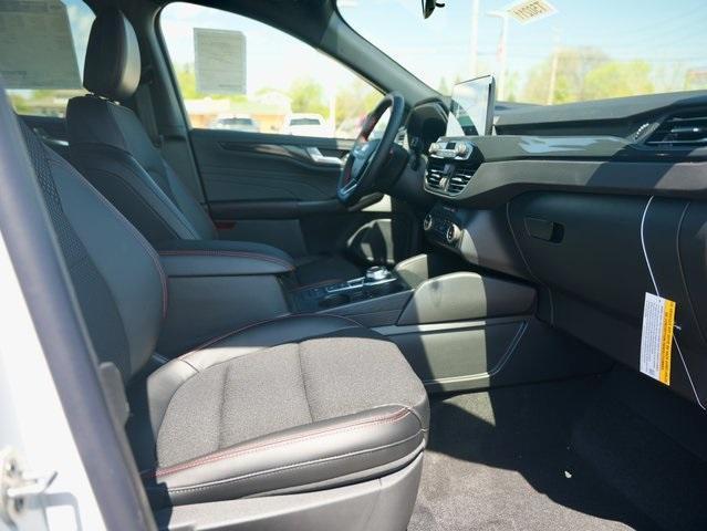 new 2025 Ford Escape car, priced at $30,625