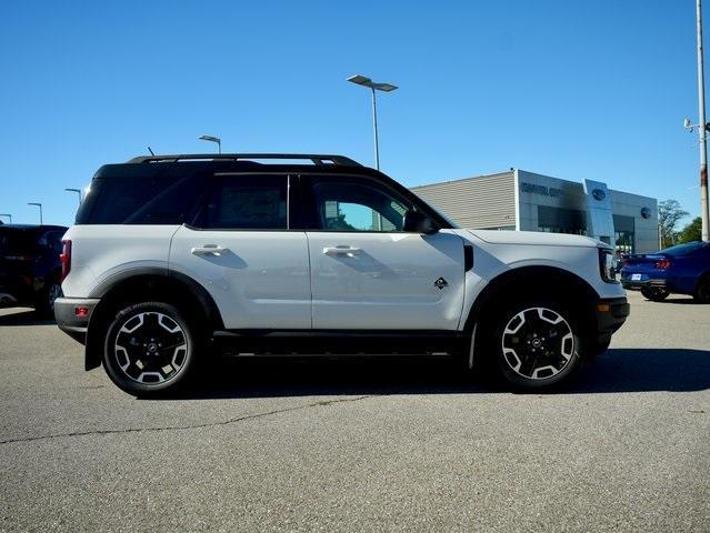 new 2024 Ford Bronco Sport car, priced at $33,768