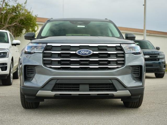 new 2025 Ford Explorer car, priced at $40,257