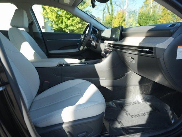 used 2024 Hyundai Sonata Hybrid car, priced at $24,592