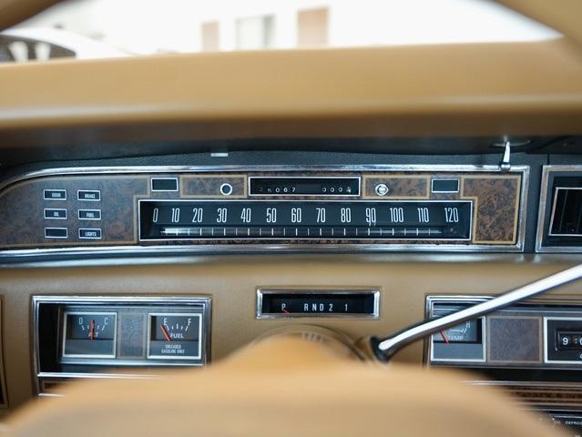 used 1976 Lincoln Town Car car, priced at $26,972