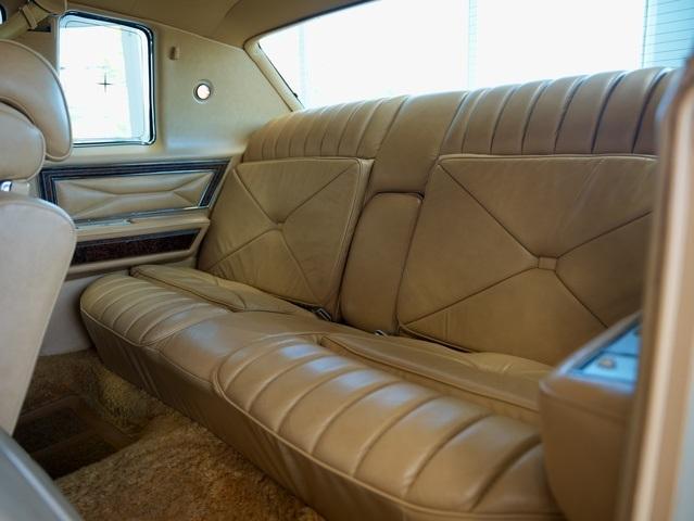 used 1976 Lincoln Town Car car, priced at $26,972