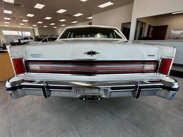 used 1976 Lincoln Town Car car, priced at $26,972