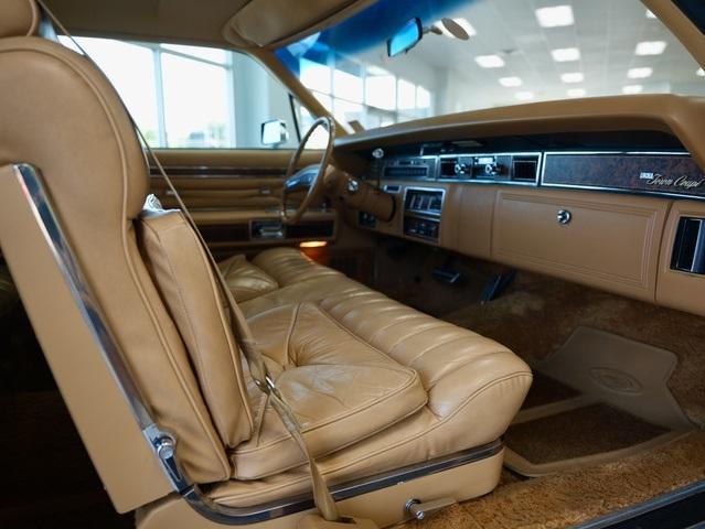 used 1976 Lincoln Town Car car, priced at $26,972