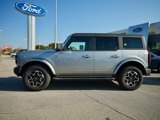 new 2024 Ford Bronco car, priced at $47,152