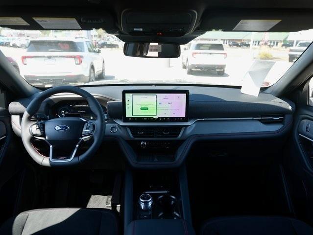 new 2025 Ford Explorer car, priced at $55,696