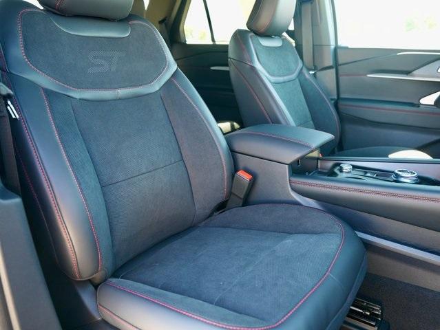 new 2025 Ford Explorer car, priced at $55,696