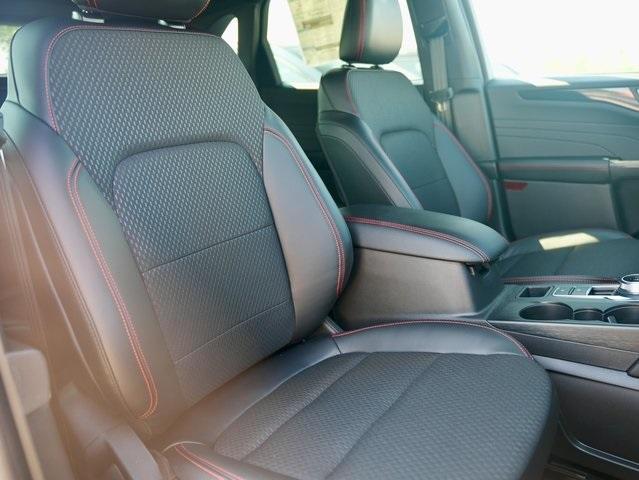 new 2025 Ford Escape car, priced at $31,452