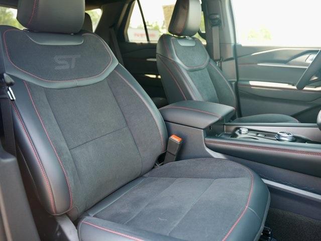 new 2025 Ford Explorer car, priced at $52,015
